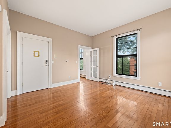 3rd image of 23 Charter Oak Place #4