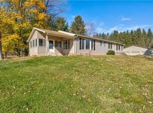 5739 Arbor Rd, Ontario, NY 14519