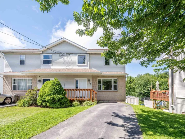 49 Albany Ter, Cole Harbour, NS B2W 6E8