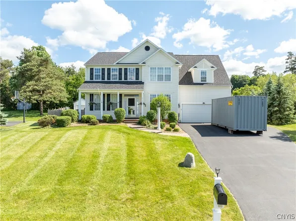 4554 Kingsford Ter, Syracuse, NY 13215