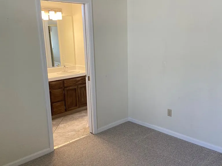 264 Thorndike Way — Photo 27
