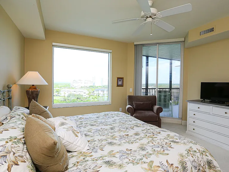 430 Cove Tower Dr #1202 — Photo 52