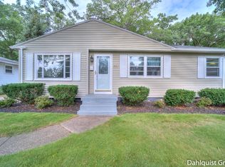 3521 Parkland Ave SW, Wyoming, MI 49509