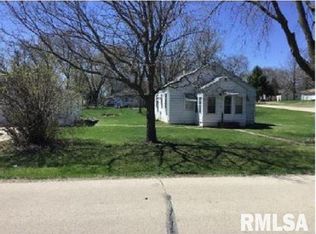 1300 Hickory Hills Rd, Rock Falls, IL 61071