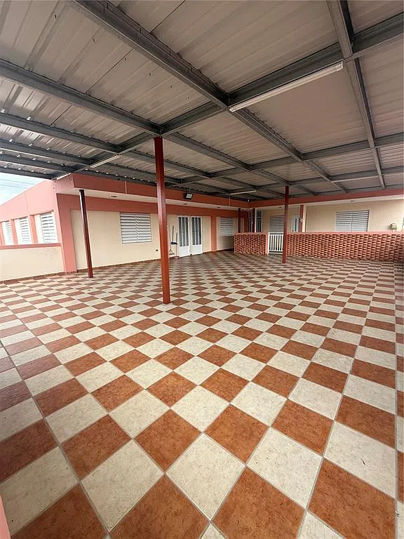 Building Photo - 121.8 Manuel Almeyda #4