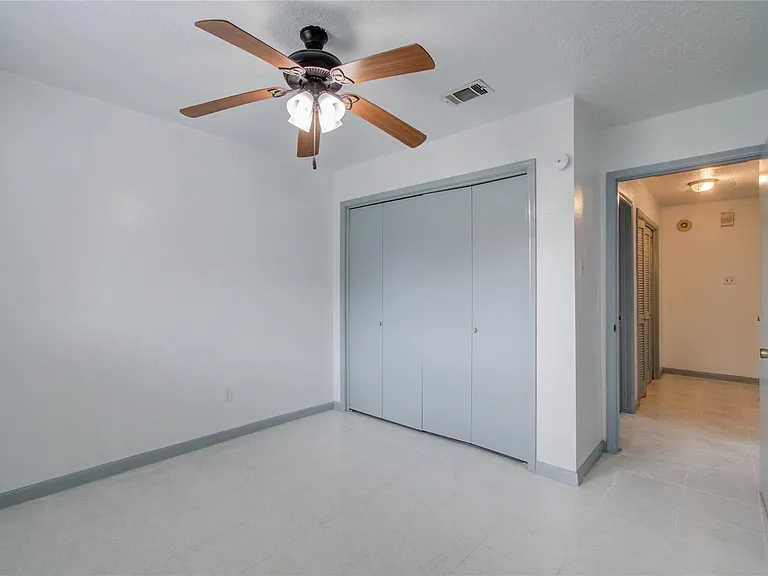 2538 Knights Cir — Photo 25