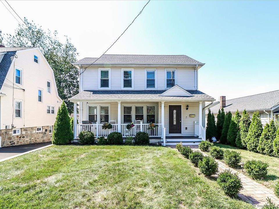 1st image of 1073 Shippan Avenue