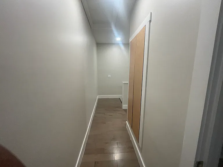 309 W Duffy St #A — Photo 43