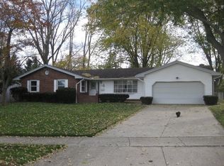 1670 Surrey Rd, Troy, OH 45373