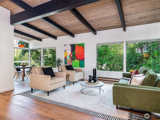 2811 NE 105th Street, Seattle, WA 98125