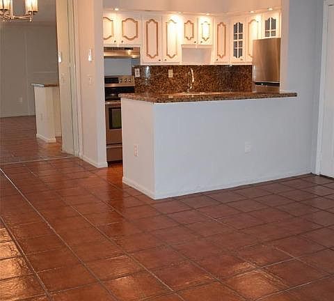 3rd image of 827 NE 199th St #200
