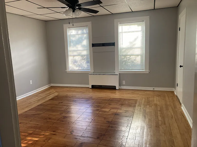 227 Cartier St #1 — Photo 6