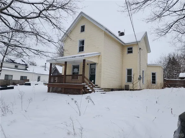 14402 Maple St, Harrisville, NY 13648