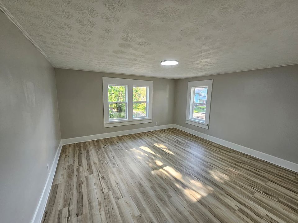 1st image of 3839 Carrollton Ave #3839