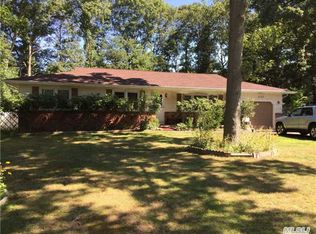 4195 Express Dr N, Ronkonkoma, NY 11779