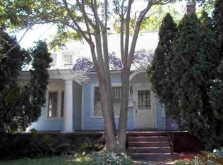 801 S 8th St, Burlington, IA