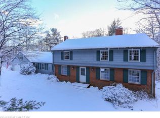 274 Falmouth Rd, Falmouth, ME 04105