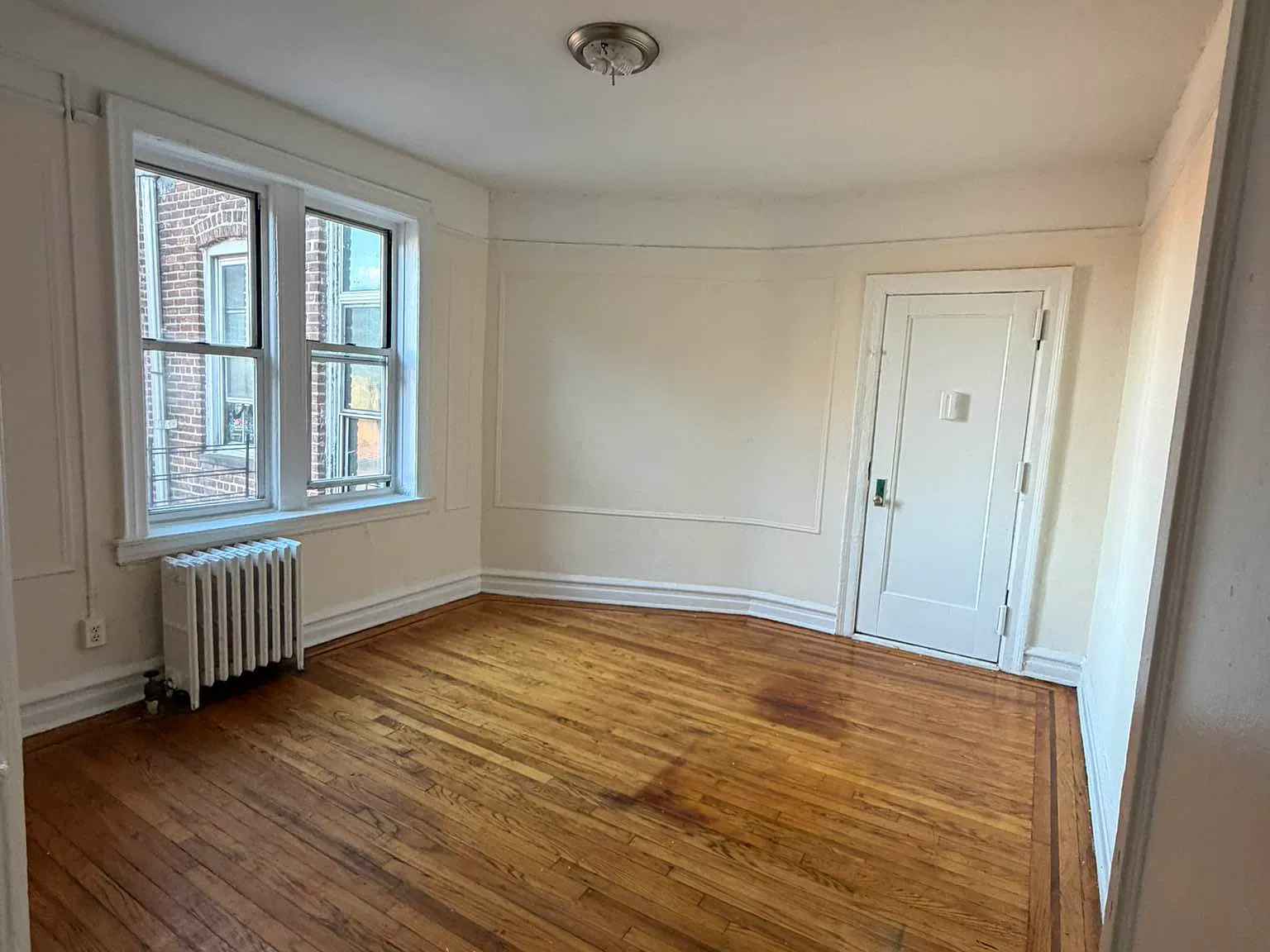 20 Bogardus Place — Photo 2