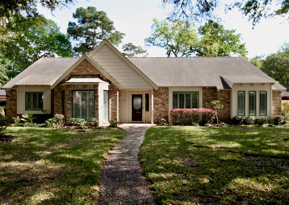 1st image of 5315 Old Lodge Dr