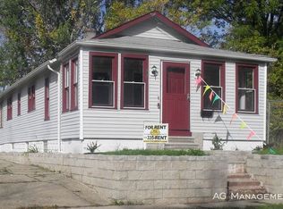 44 Orton Ave, Pontiac, MI 48341