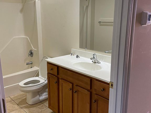 4th image of 706 Beachwalk Dr