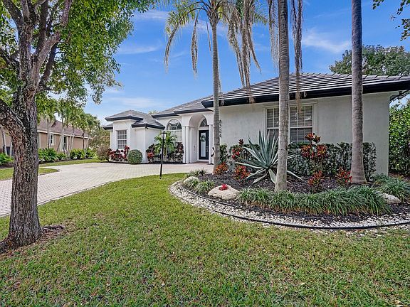 3rd image of 8324 NW 44th Street