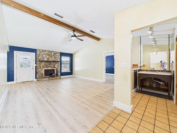 4th image of 8816 SCARLET OAK Court