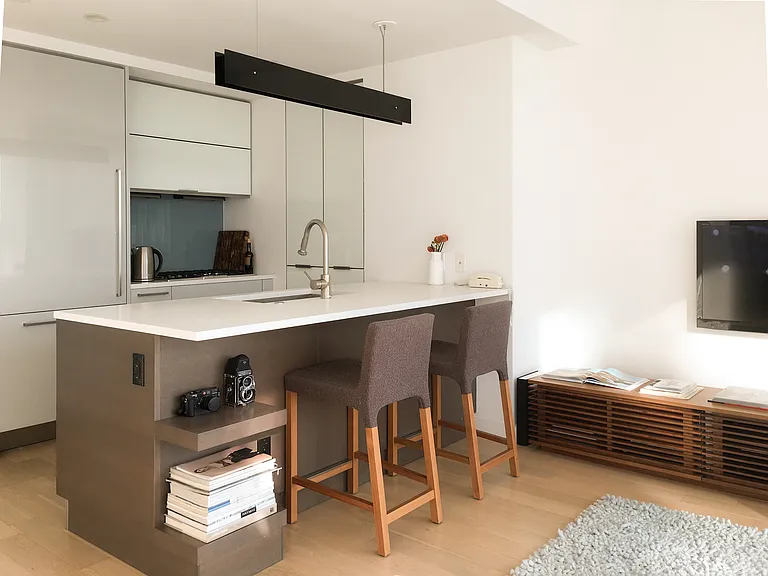 22 N 6th St #17L — Photo 2