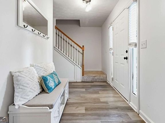 3rd image of 2800 General Lee Way