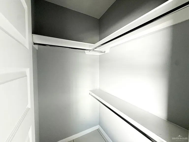 1602 Angelina Dr #1 — Photo 11