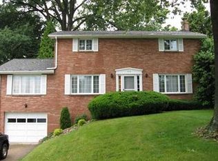 610 S Church St, Mount Pleasant, PA 15666