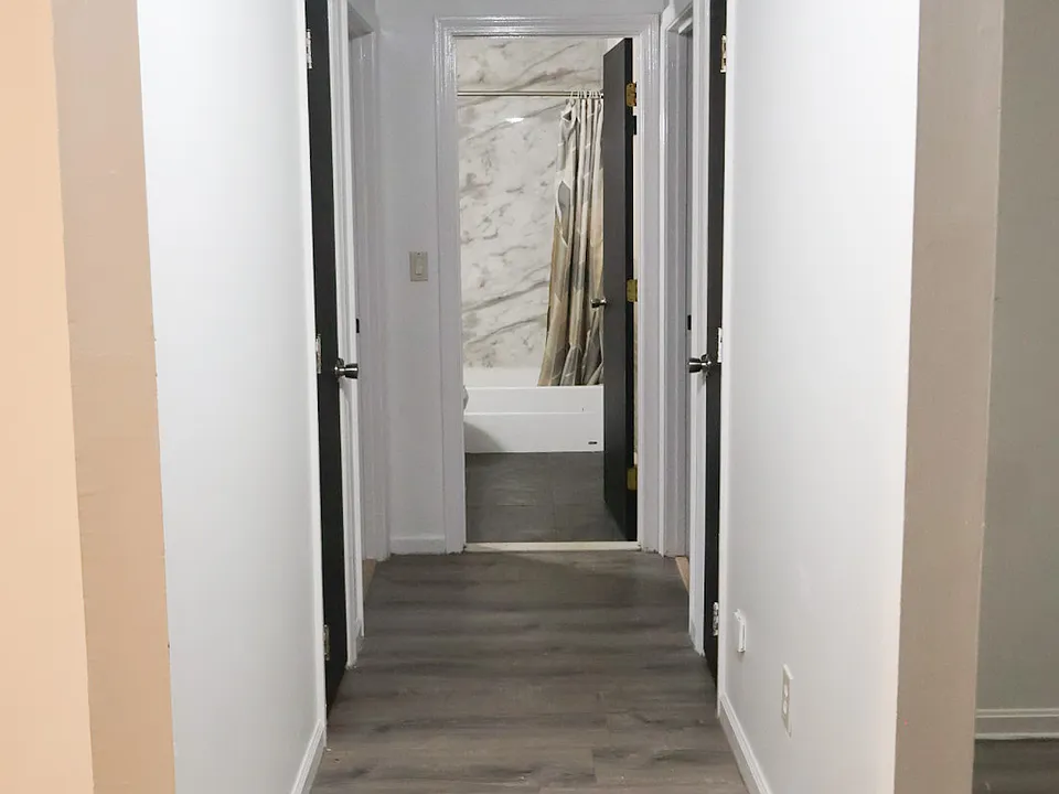 Front Entry Hallway _ View Upon Entering the Home