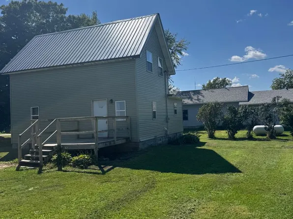 207 Yetley St, Garwin, IA 50632