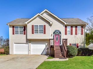 109 Fawn Ln, Carrollton, GA 30179