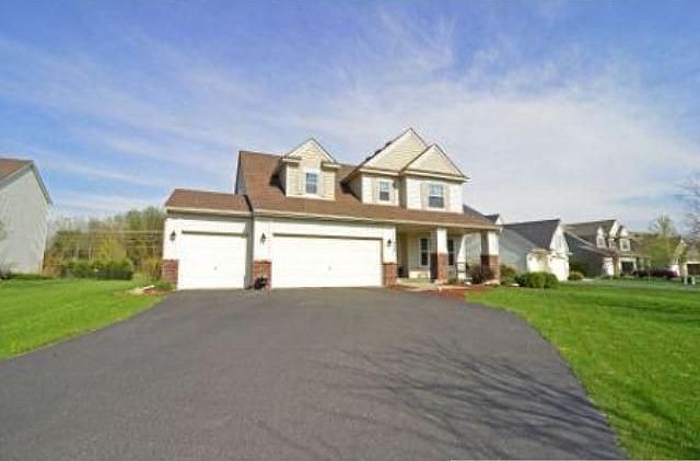 1st image of 714 Oak Ct