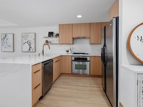 2nd image of 875 G St #0