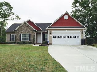 318 Oxford Woods Dr, Angier, NC 27501