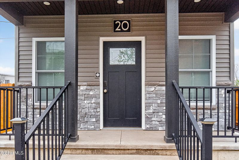 2nd image of 20 Monroe Street