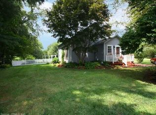 400 N River St, Guilford, CT 06437