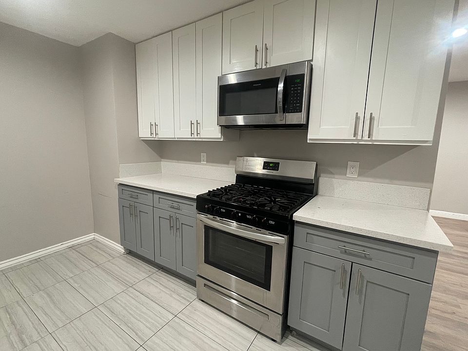 1st image of 5114 Oakland St #204