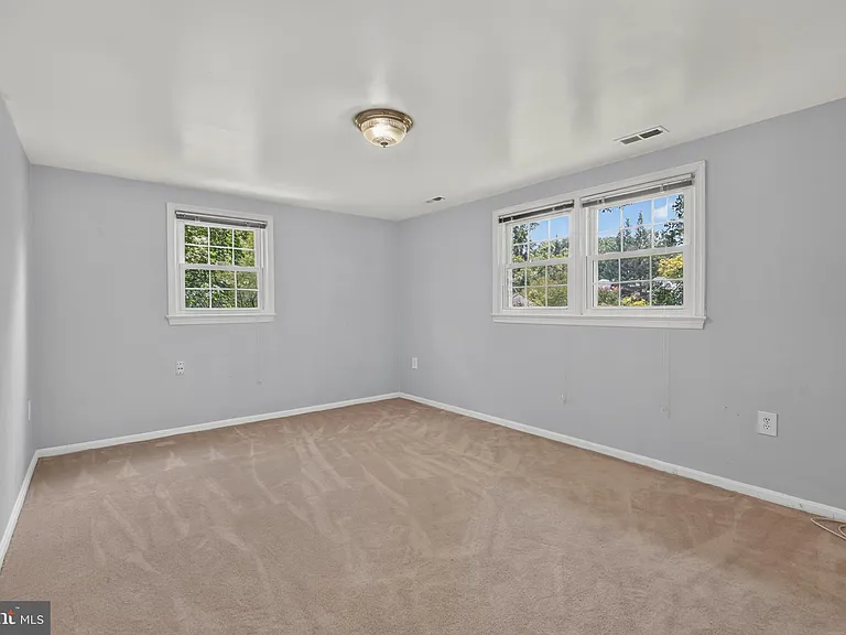 8006 Lady Lewis Ct — Photo 25