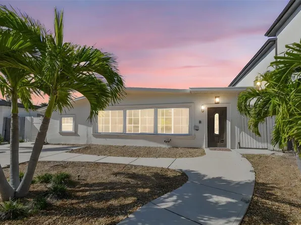 3210 E Maritana Dr, Saint Pete Beach, FL 33706