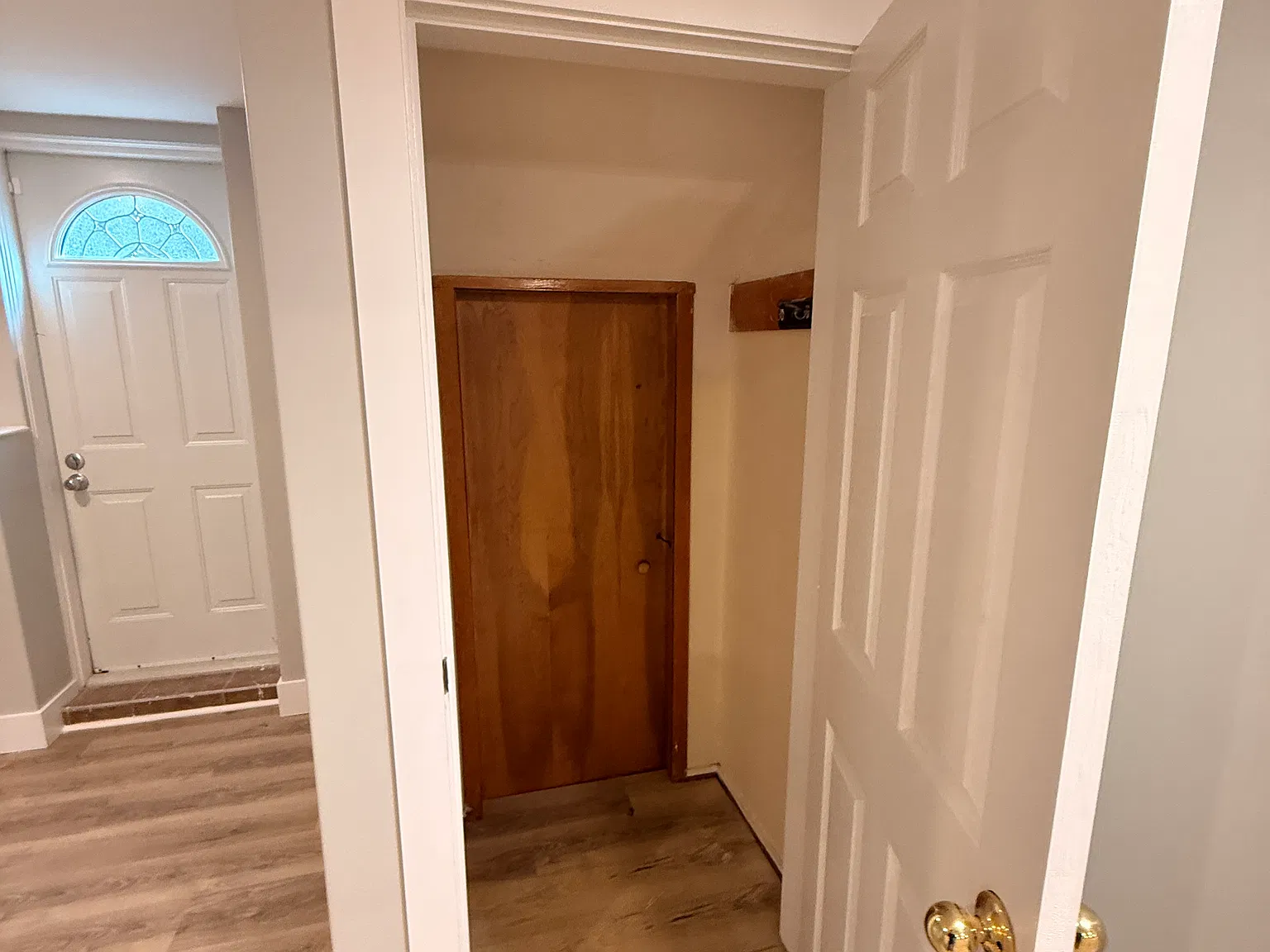 4 bed, 2400 sqft, $4,000 — Photo 4