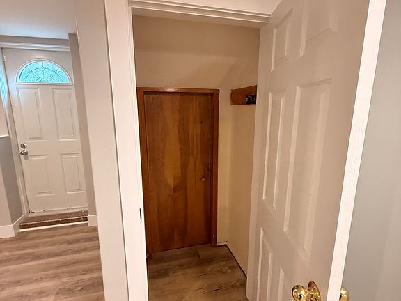4th image of 2975 Joseph Howe Dr