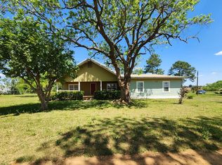 827 Bonnie Tuk Rd, Moultrie, GA 31768