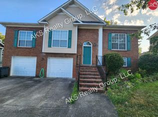 2476 Mountain Dr, Birmingham, AL 35226