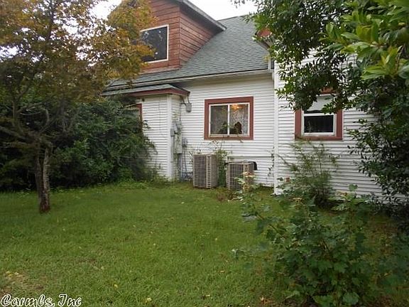 4th image of 1311 Magnolia Ave
