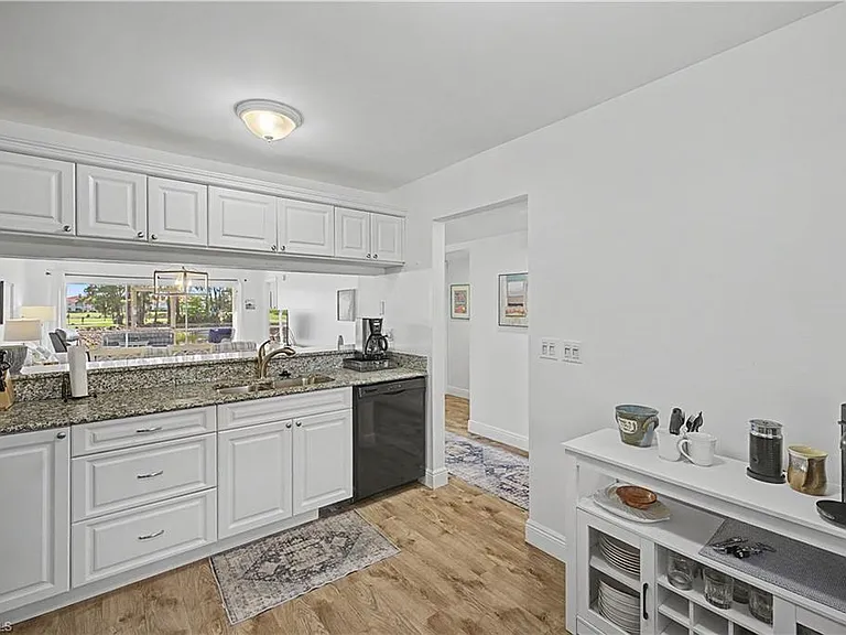 7065 Dennis Cir #F103 — Photo 7