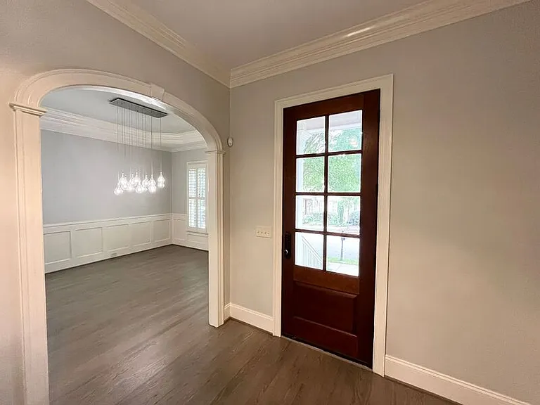 535 Guilford Cir — Photo 7