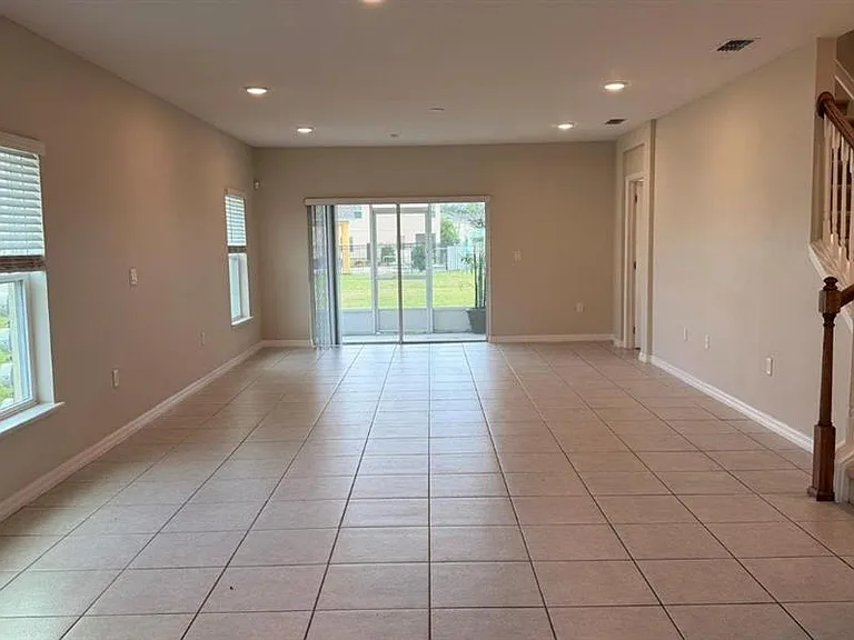 4700 Coral Castle Dr — Photo 7
